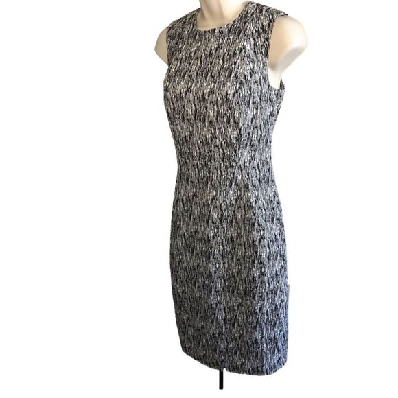Calvin Klein Dresses & Skirts - Calvin Klein size 12 ponte’ knit sleeveless dress